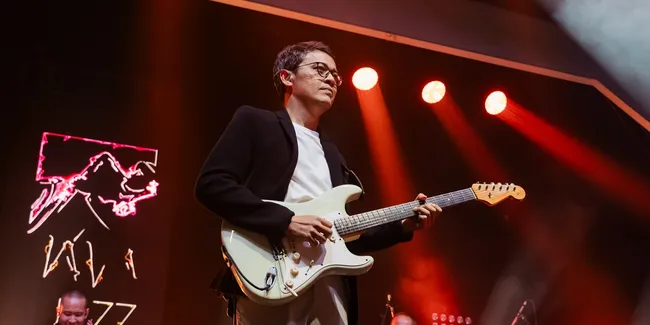 Kolaborasi Tohpati dan Penyanyi Muda Curi Perhatian di My BCA Java Jazz Festival 2026