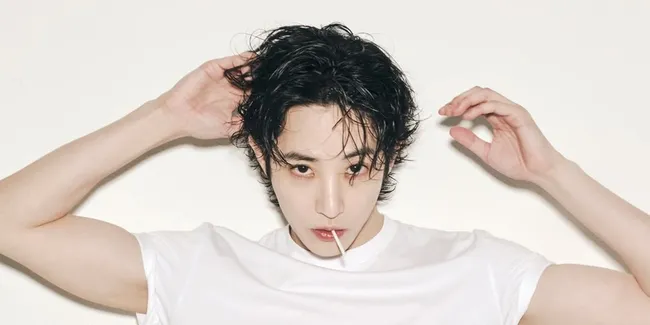 Lee Soo Hyuk Tampil Ganteng di Pemotretan Bareng Oh Boy! Magazine