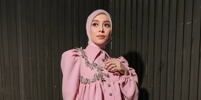 Lesti Kejora Sabet Penghargaan Indonesian Dangdut Awards 2025 Lewat Video Klip Lagu 'Dilema'