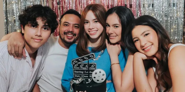 London Abigail Ulang Tahun ke-16, Wulan Guritno dan Adila Dimitri Kompak Dampingi Sang Putri