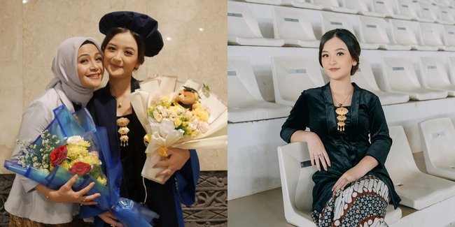 Lulus Kuliah, 8 Potret Athala Rania Anak Sulung Ria Enes yang Jarang Tersorot - Cantik Plek Ketiplek Sama Mamanya