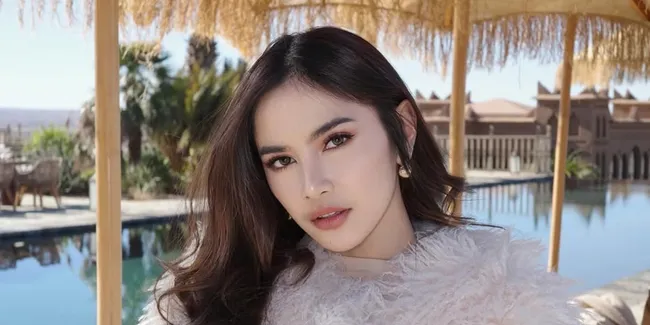 Mahalini Masak Menu Buka Puasa, Kerupuknya Gluten Free dan Non MSG - Dipanggang Pakai Microwave