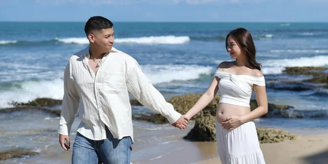 Maternity Photoshoot Nabilah Anak Betharia Sonata, Usia Kehamilan Sudah 5 Bulan