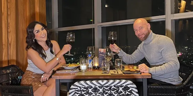 Melaney Ricardo Beli Mobil Mewah, Hasil Panen Cuan Jadi Afiliator TikTok