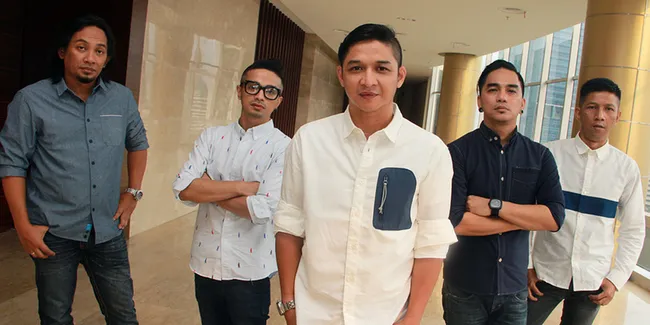 Menjelang Detik Terakhir, Ungu Kisahkan Kenangan Masa Lalu