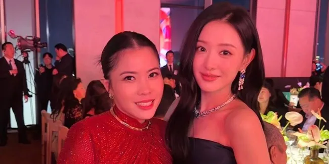 Mita Soedarjo Selfie Bareng Kim Ji Won dan Byeon Woo Seok, Akrab Kayak Bestie