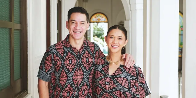 Momen Andrew White Bercandain Nana Mirdad yang Lagi Ngambek, Berujung Kena Tendang