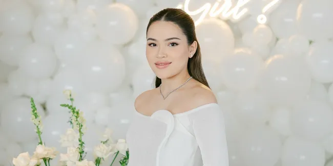 Momen Gender Reveal Nicole Parham, Terungkap Jenis Kelamin Calon Bayinya