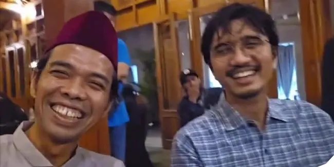 Momen Kocak Ustaz Abdul Somad Sumringah Ketemu Duta Sheila on 7, Ternyata Udah Ngefans Lama