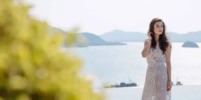 Nikmati Pemandangan Indah, 8 Seleb Ini Pernah Liburan ke Thailand