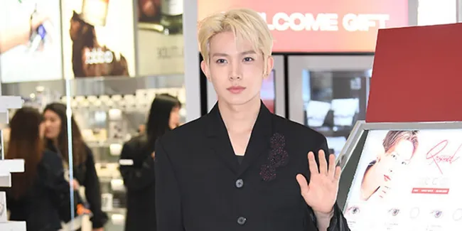 Penampilan Perdana Heeseung Eks ENHYPEN Sebagai Solois EVAN