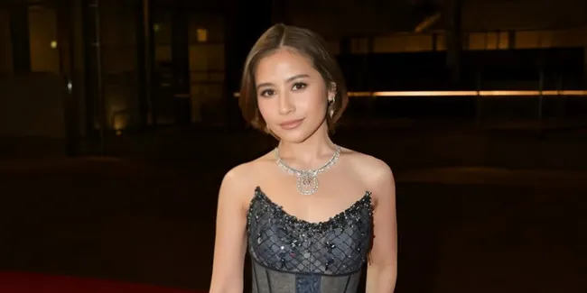 Penampilan Terbaru Prilly Latuconsina di Cannes Film Festival, Elegan dan Banjir Pujian