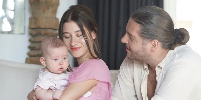 Pertemuan Pertama Baby Kaia dengan Millane Fernandez Setelah 6 Bulan Lahir, Bikin Gemas