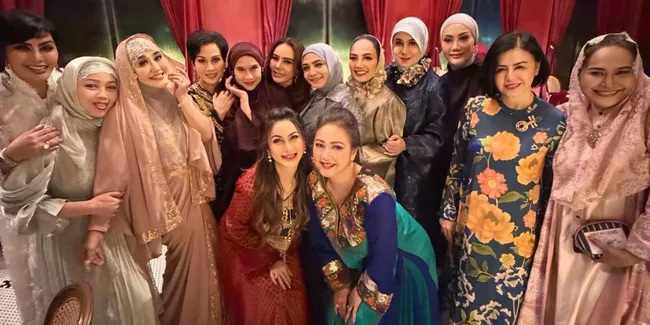 Pesona Diana Pungky Jadi Perhatian, Momen Artis Para Senior Buka Puasa Bareng