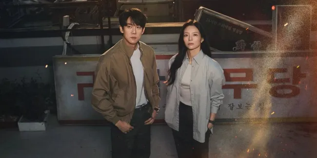 Pesona Esom Jadi Pengacara Dingin di Drama Korea 'PHANTOM LAWYER'