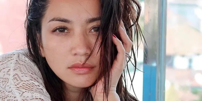 Pesona Hesti Purwadinata Tanpa Makeup, Awet Muda di Usia 39 Tahun