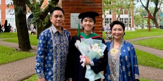 Potret Anak Pertama Indy Barends Wisuda, Jadi Sarjana Desain