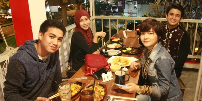 Potret Bintang 'KETIKA MAS GAGAH PERGI' Sapa Hangat Kota Malang