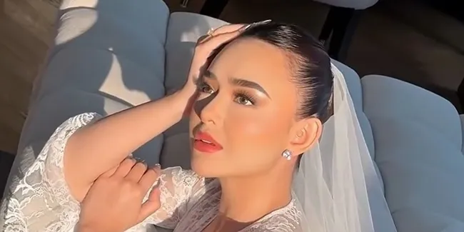 Potret Cantik Amanda Manopo Pakai Wedding Robe Jelang Nikah dengan Kenny Austin