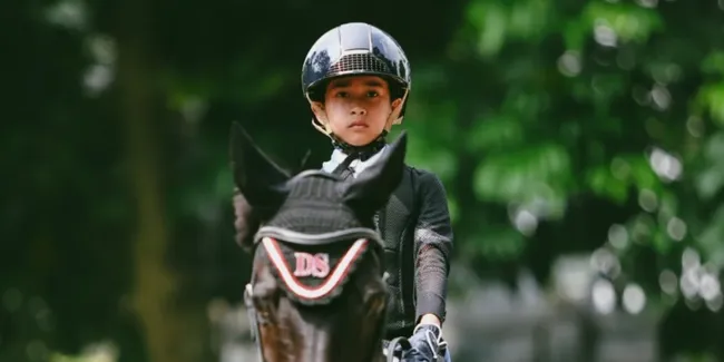 Potret Chafidz Djalu Anak Irfan Hakim Tuai Prestasi dan Jadi Juara Lomba Berkuda