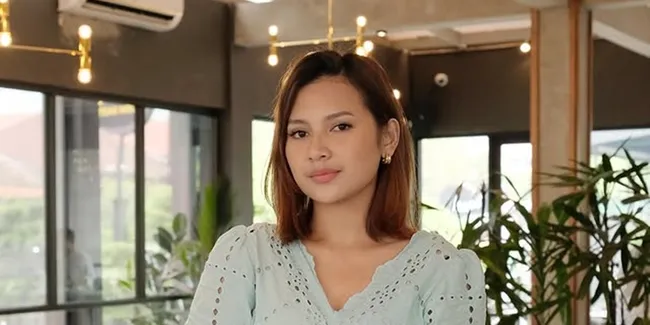 7 Potret Dapur Rumah Indah Permatasari dengan Konsep Minimalis, Jadi Tempat Favorit - Masak Sambil Ngonten