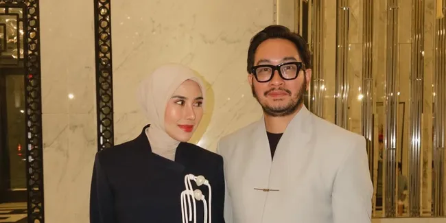 Potret Dapur Syahnaz yang Memiliki Desain Mewah dan Elegan, Ada Kulkas Warna Emas