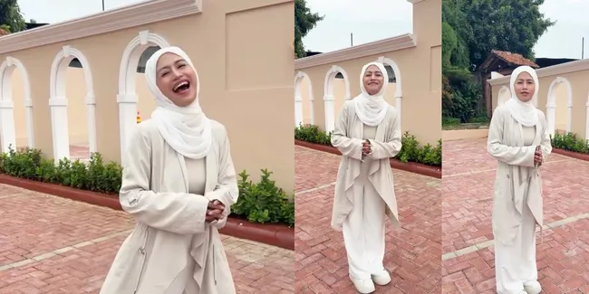 Potret Farida Nurhan Bikin Pangling Pakai Hijab, Mengaku Masih Belajar - Banjir Pujian 