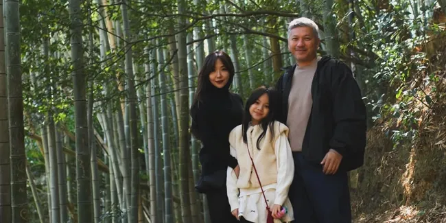 Potret Gading, Gisel dan Gempi Liburan di Kyoto, Ciptakan Core Memory Untuk Sang Putri