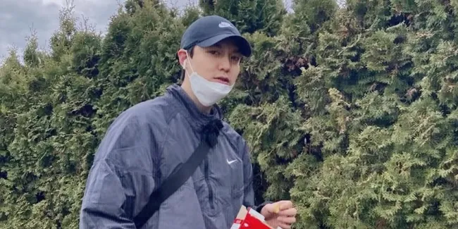 Potret Lee Min Ho Liburan, Serasa Jalan-jalan Bareng Ayang