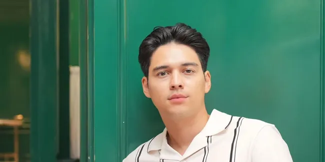 Potret Maxime Bouttier & Ji Chang Wook Akrab Bikin Video Bareng, Sapa Luna Maya