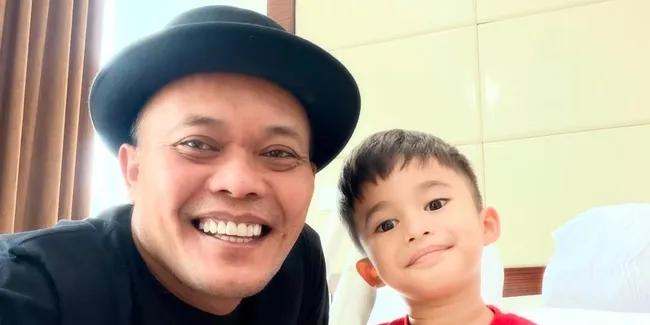 Potret Sule Jenguk Adzam di RS, Momen Ketemu Nathalie Holscher Jadi Sorotan