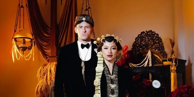 Prewed, Jennifer Coppen dan Justin Hubner Pakai Baju Pengantin Jawa