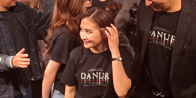 Prilly Latuconsina Potong Rambut Pendek Favorit Omara Esteghlal