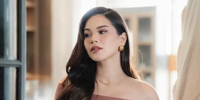 Rutinitas Skincare Alyssa Daguise Saat Malam Hari di Usia Kehamilan 8 Bulan 