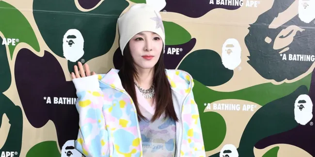 Sandara Park di Event BAPE, Full Senyum Pasca Tudingan Park Bom