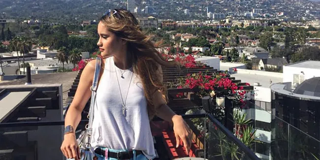 #SelfGoal Cinta Laura, Tuntaskan Pendidikan & Karir Hollywood