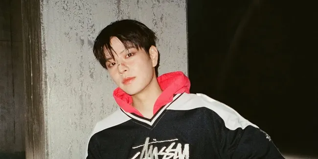 Seungmin Stray Kids Diduga Cedera Pergelangan Kaki, Harus Batasi Aktivitas