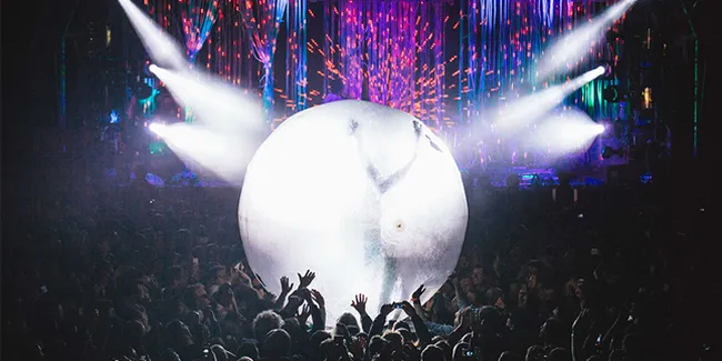 Simak 8 Aksi Panggung Cetar Badai Musisi Berikut Ini