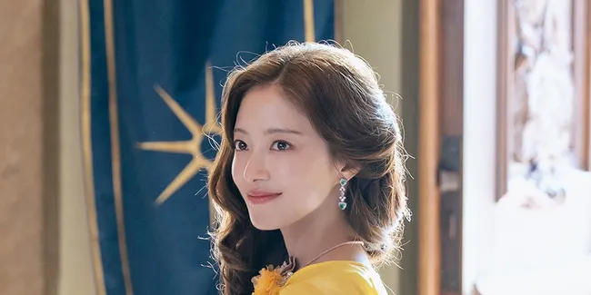 Still Cut Drama THE REMARRIED EMPRESS, Proyek Super Giant Disney+ Dibintangi Shin Min Ah - Ju Ji Hoon