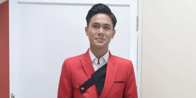 Syafiq Dangdut Academy 8 Bikin Lesti dan Dewi Perssik Terpikat Lewat 'Jandaku'