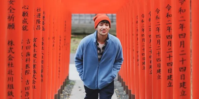 Tarra Budiman Rela Transplantasi Rambut Hingga Stop Olahraga Sebulan, Demi Tampil Awet Muda