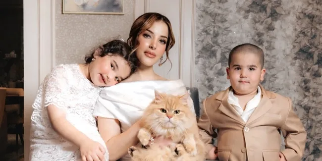 Tasya Farasya Bikin Foto Keluarga Terbaru Bareng Anak-Anak, Didoakan Happy Terus