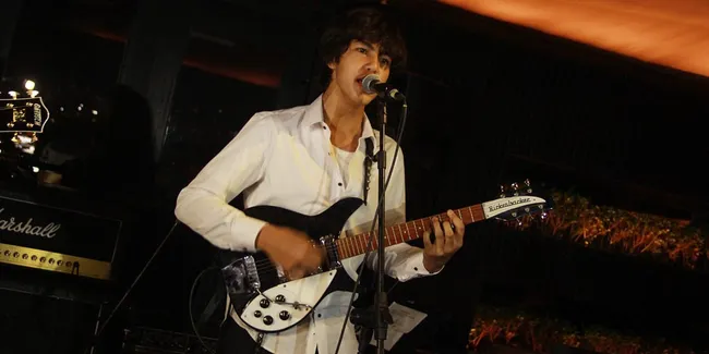Wow, El Ingin Seperti Musisi Favoritnya dan Ahmad Dhani!
