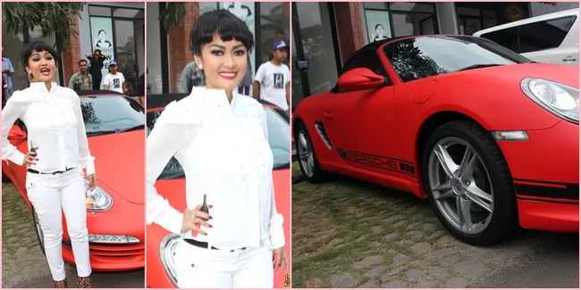 Yuk Intip Foto-Foto Mobil Porsche Mewah Baru Milik Julia Perez