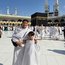 10 Momen Kebersamaan Irfan Hakim dan Keluarga Besar di Tanah Suci Mekkah