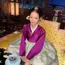 Gong Seung Yeon Pose Lucu dengan Hanbok Saat Syuting 'Perfect Crown'