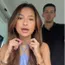 Momen Jennifer Coppen dan Justin Hubner Pamer Hadiah Pemberian