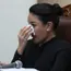 Potret Nikita Mirzani Menangis, Emosi dengan Jawaban Saksi Ahli UU ITE di Pengadilan