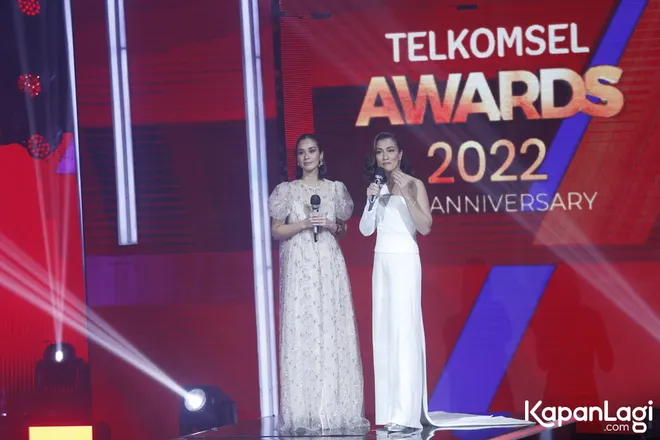 11 Potret Keseruan Malam Puncak Telkomsel Awards 2022, Bertabur Bintang