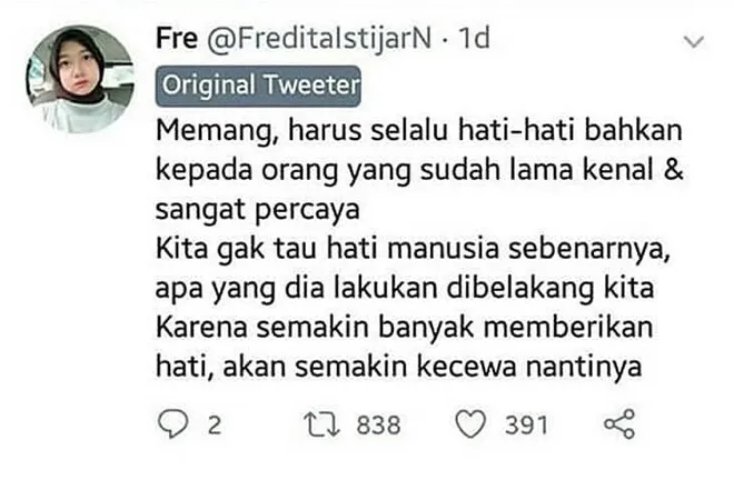 Ditemui di kawasan Gunawarman, Jakarta Selatan, Titiek mengaku meletakkan prioritas pertama untuk negeri tercintanya.